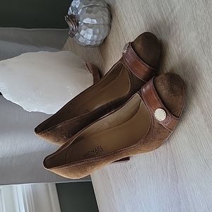 MICHAEL Michael Kors Suede pump